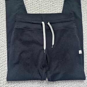 Soft Vuori Black Leggings with White Drawstring